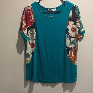 Vibrant Floral Short Sleeve Top size M